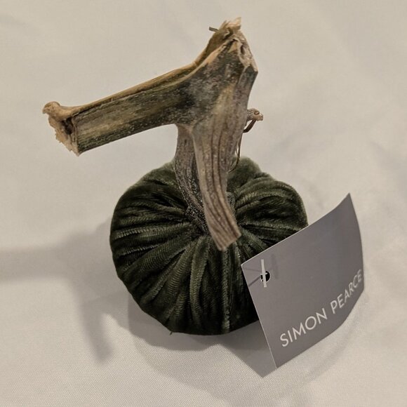 NWT Hot Skwash Silk Velvet Pumpkins (SET of 2, Handmade with Natural Stems) - Picture 9 of 13